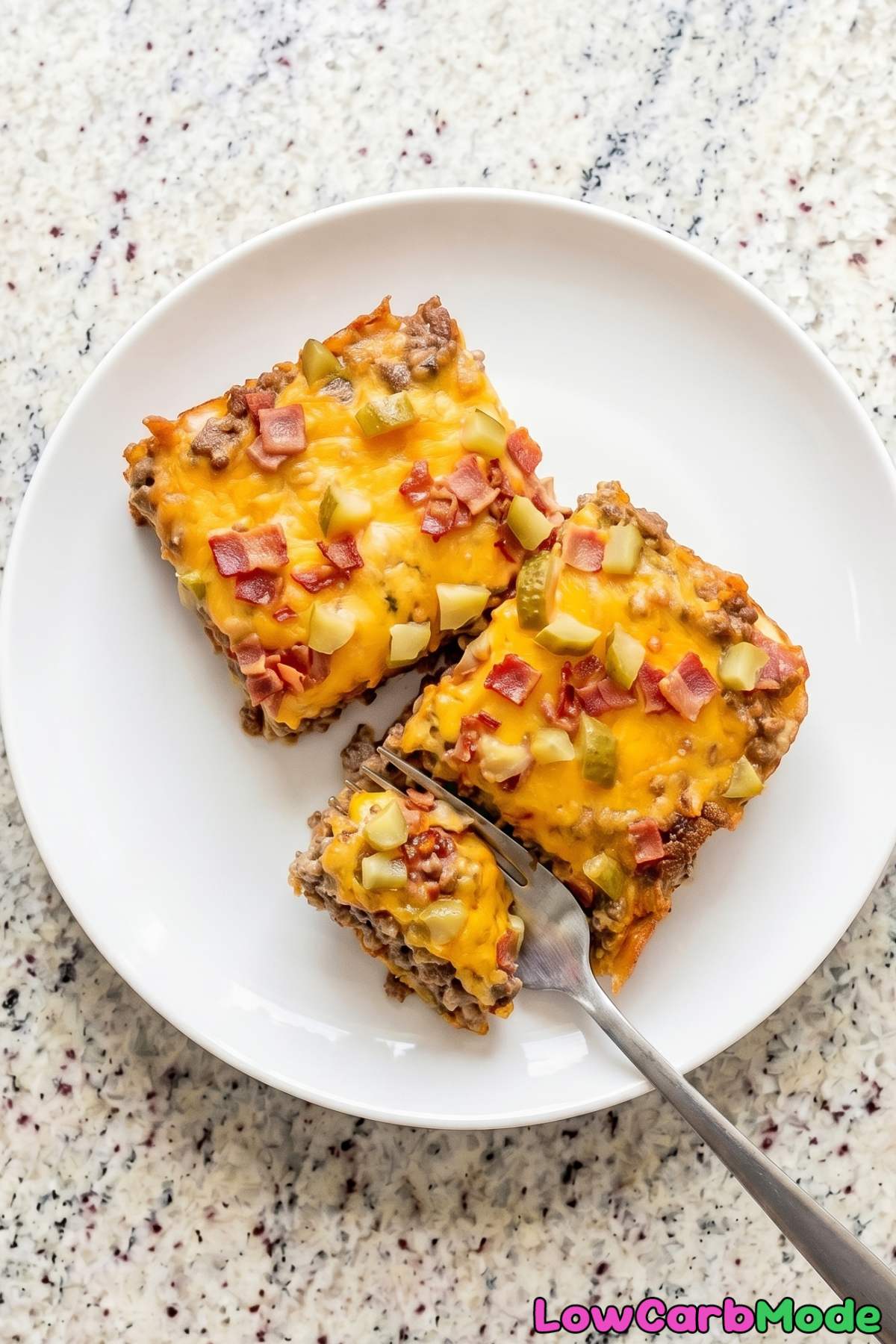 Cheesy keto bacon cheeseburger casserole