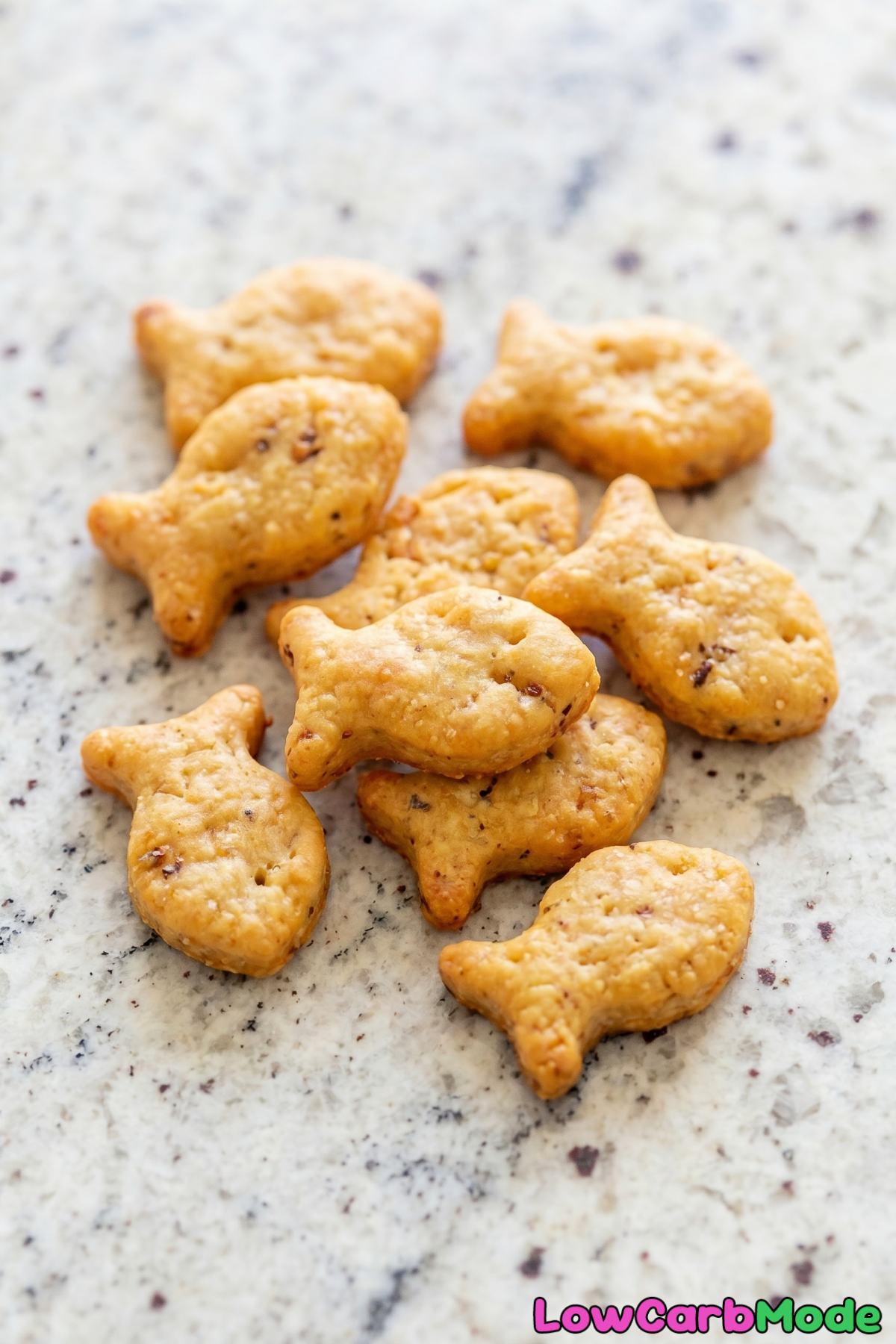 Buttery keto cheddar goldfish crackers