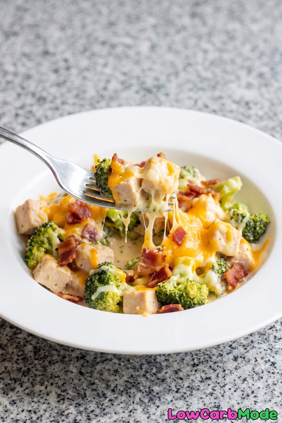 Comforting cheesy broccoli chicken dish