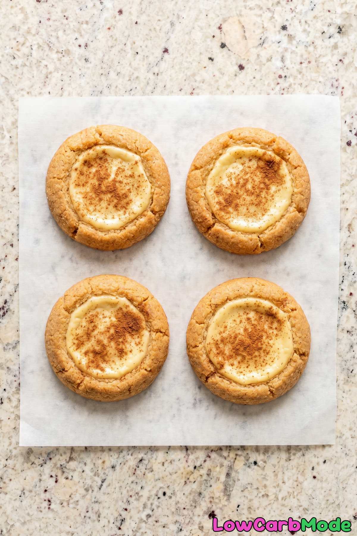 Creamy keto cinnamon cheesecake cookies
