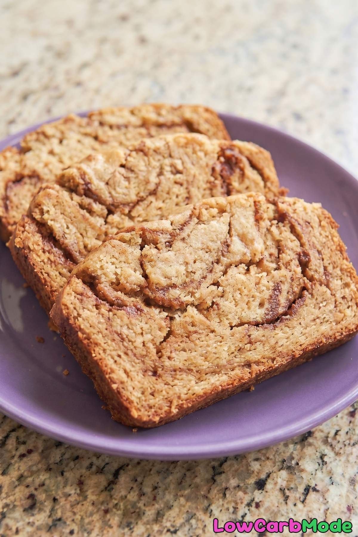 Golden low carb cinnamon swirl bread