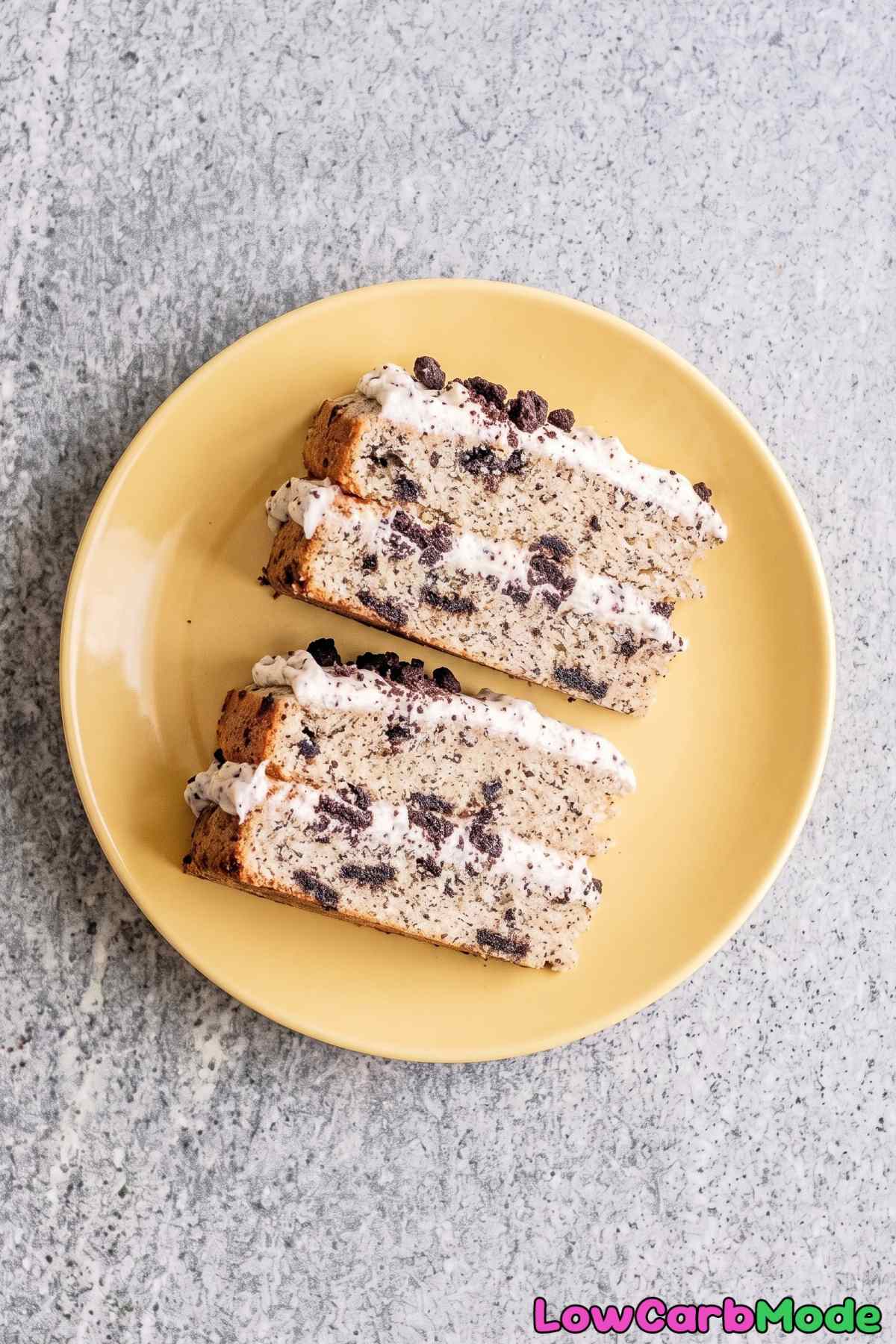 Low carb cookies and cream cake
