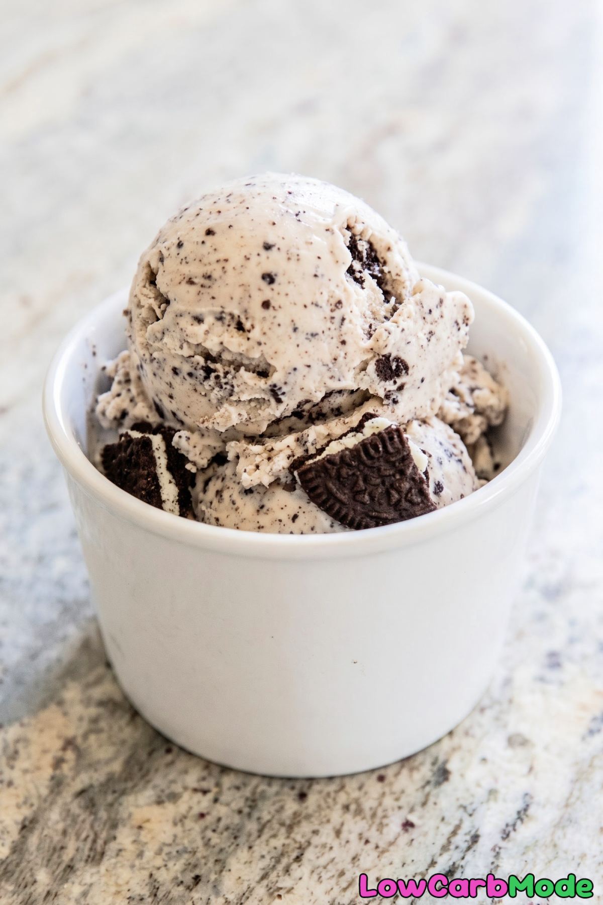 Rich keto cookies and cream ice cream
