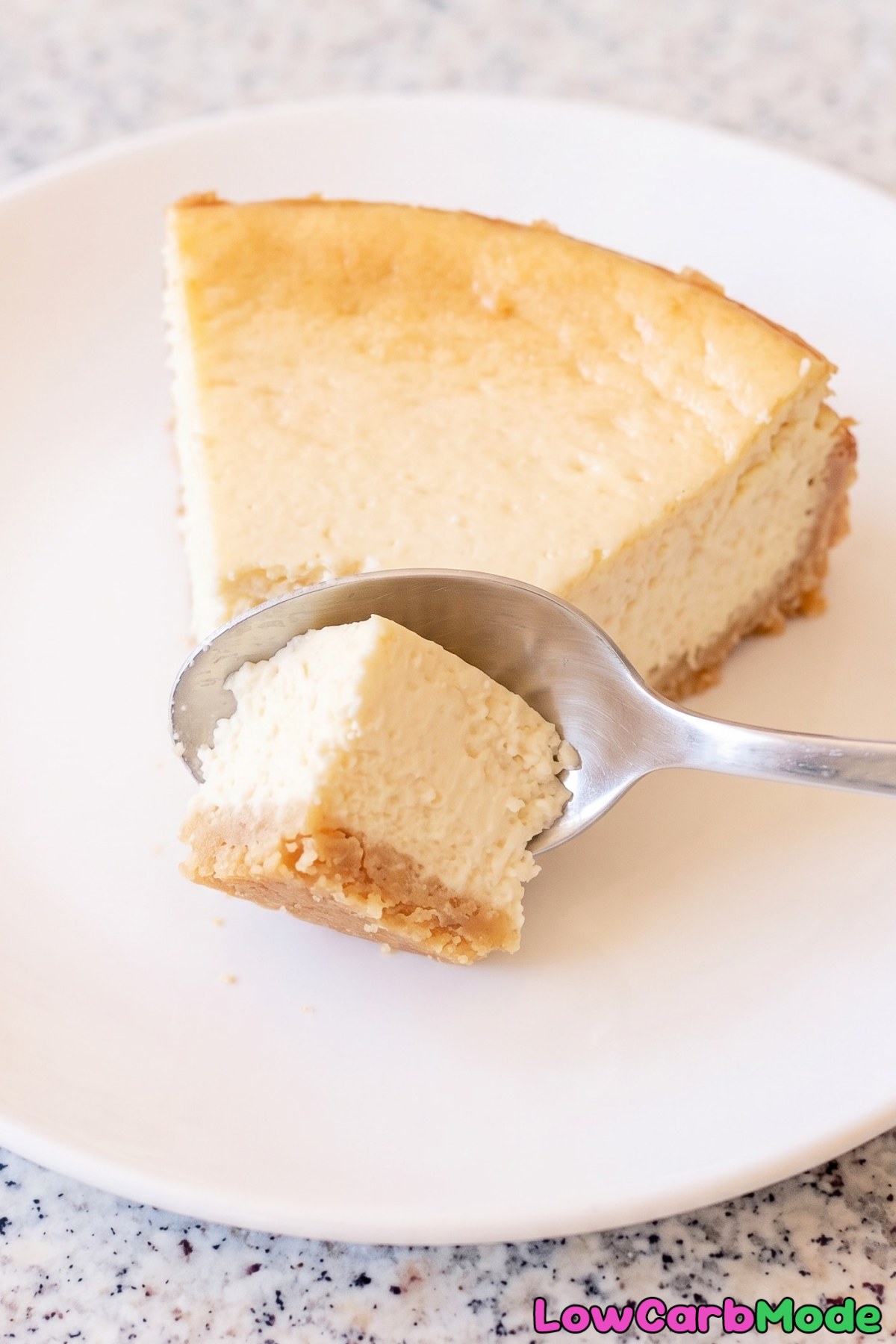Baked keto cottage cheese cheesecake slice