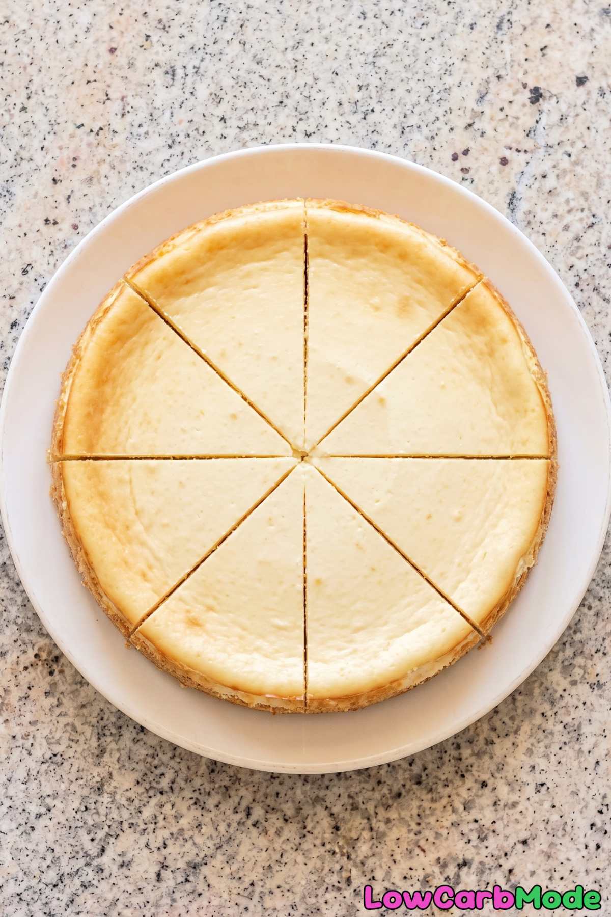 Easy baked keto cottage cheese cheesecake