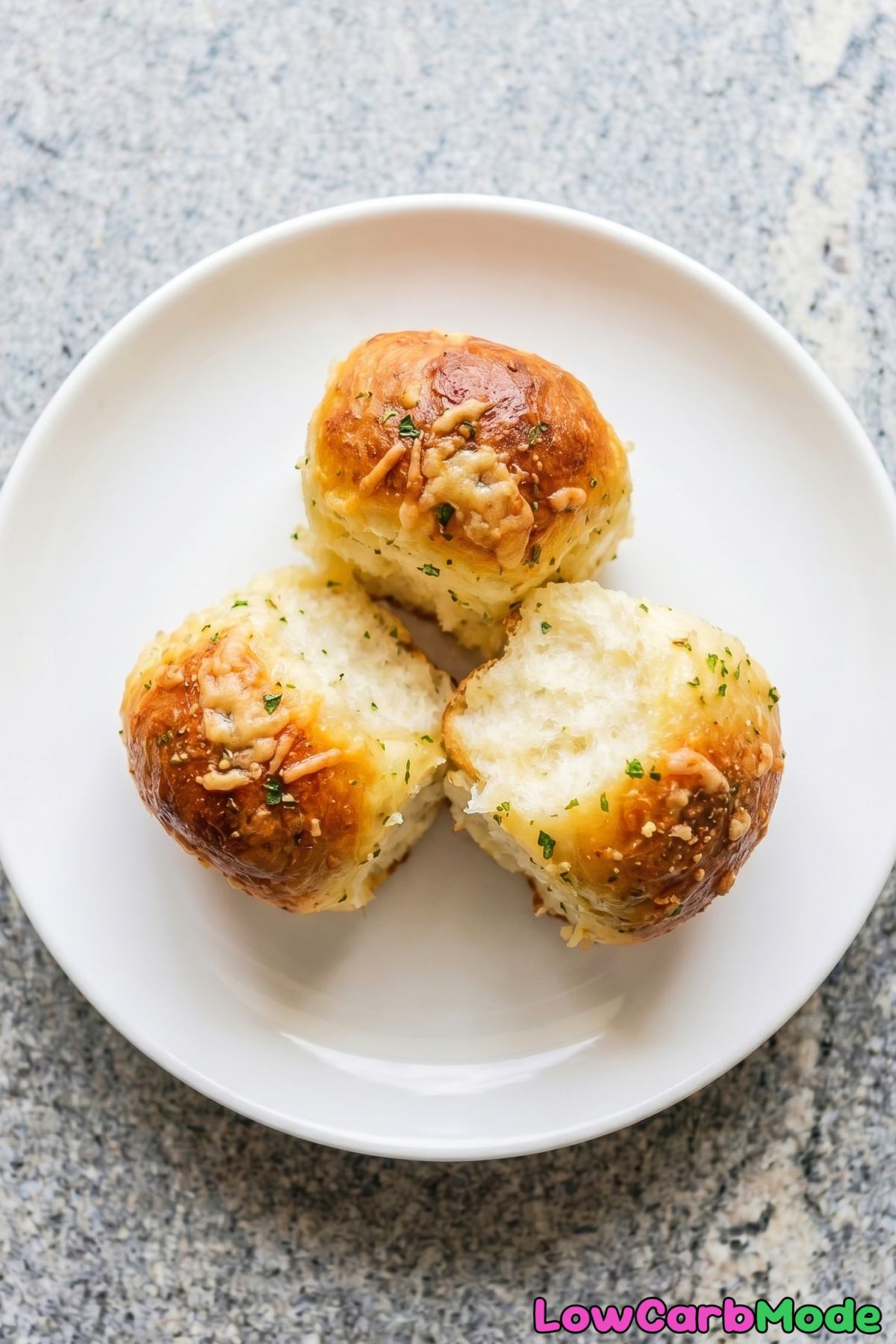 Soft keto cottage cheese pull-apart bread