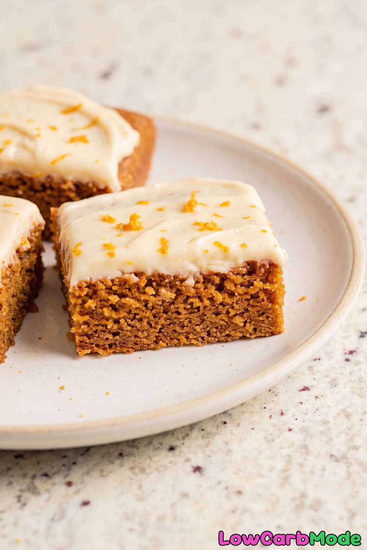 Festive low carb gingerbread blondie bars
