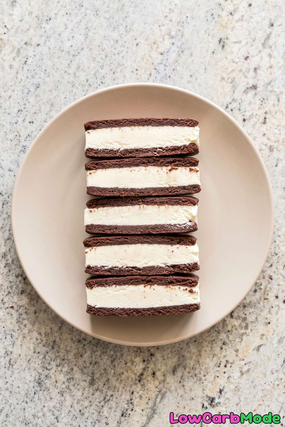 sweet low carb ice cream sandwich