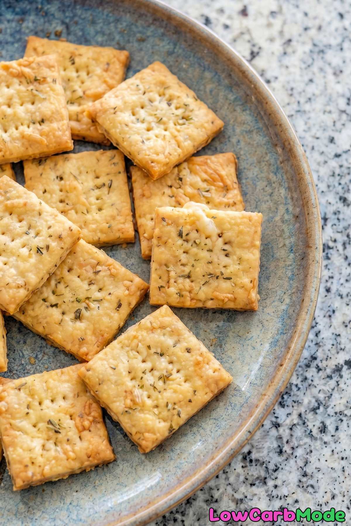 Easy keto Italian herb cheese crackers
