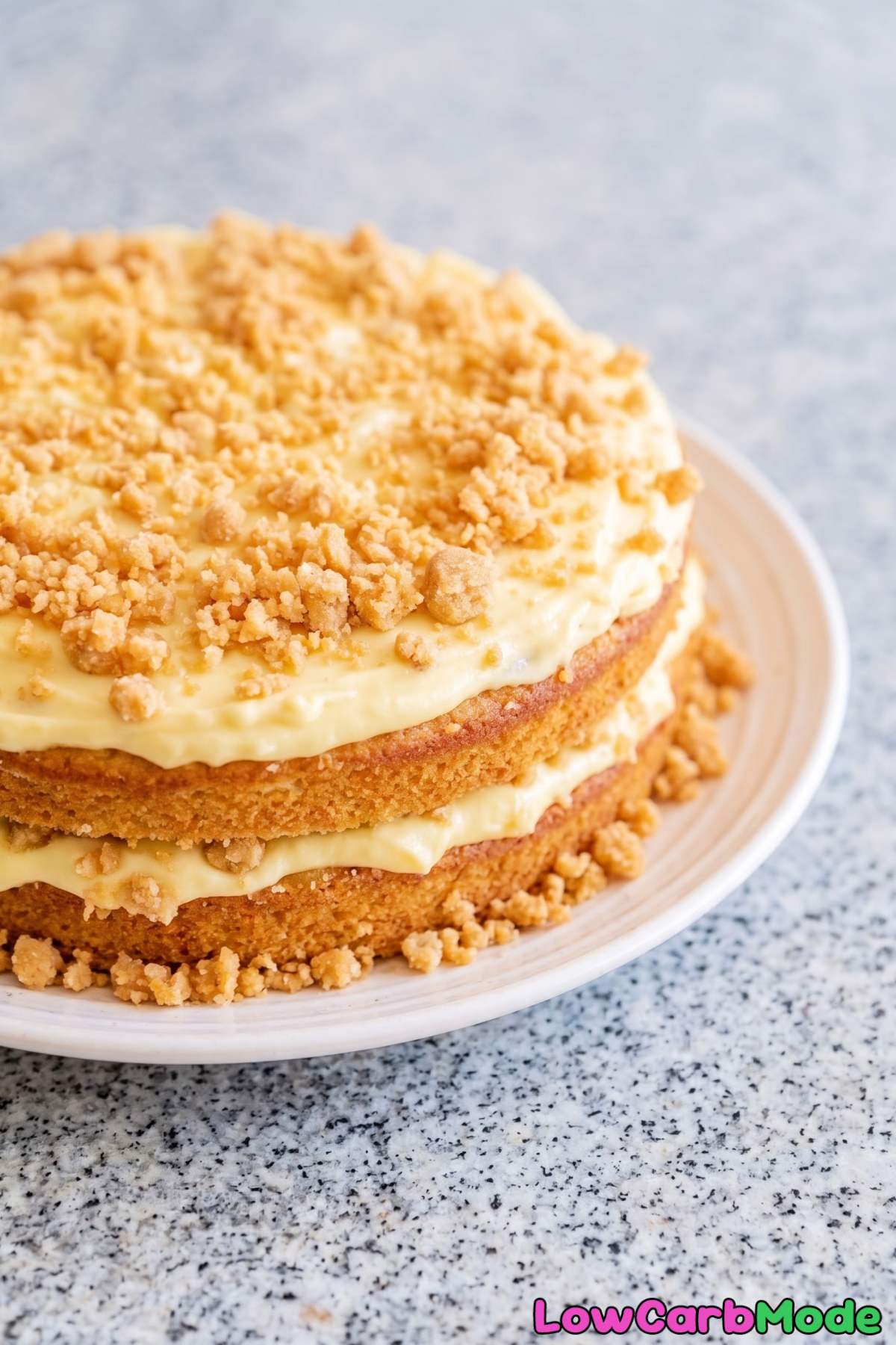 Keto lemon cream cake slice