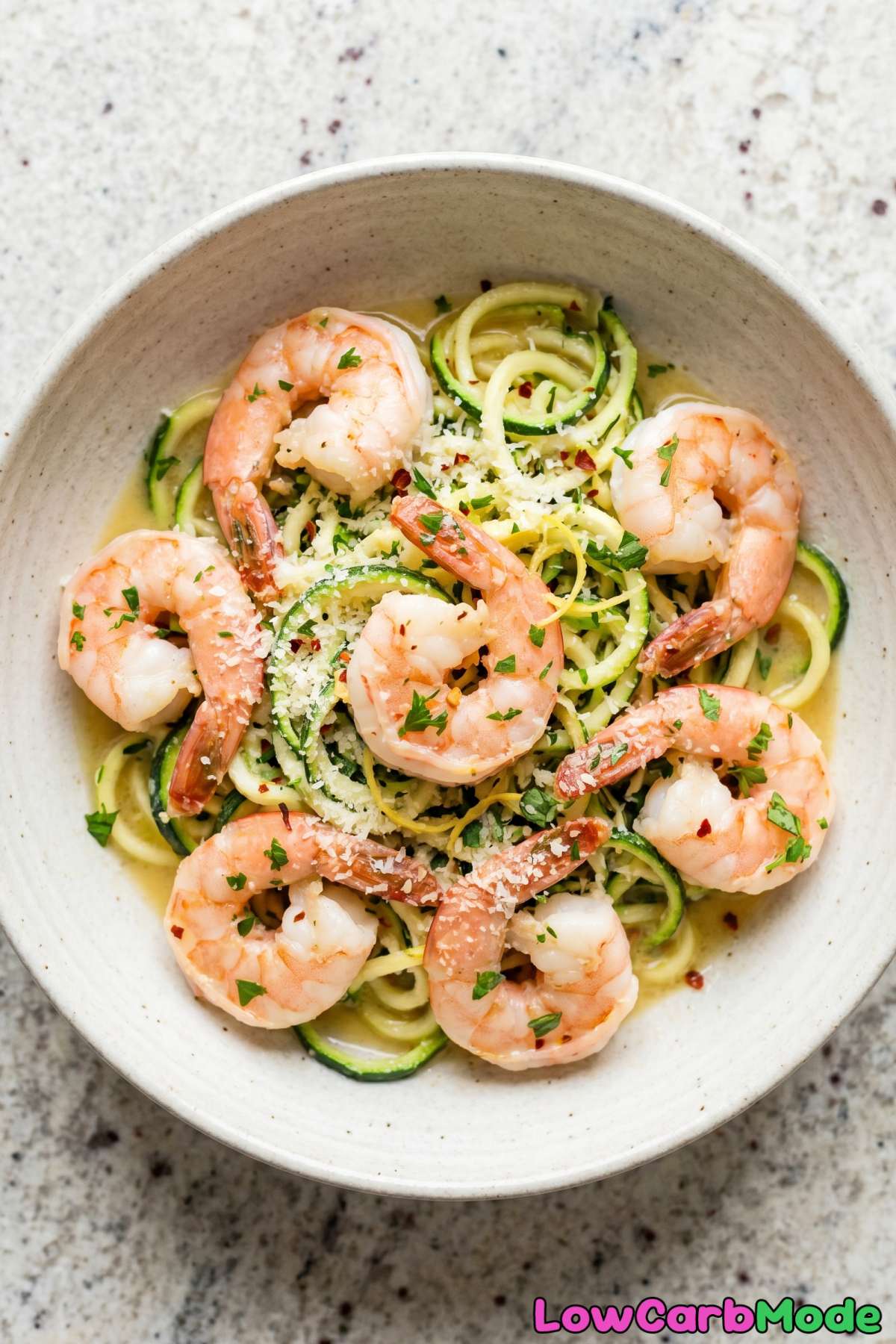 Light keto garlic shrimp with zucchini noodles