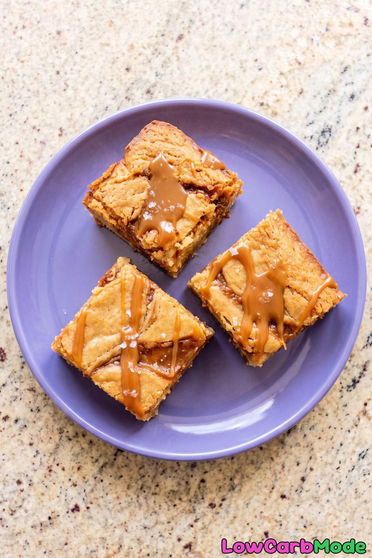 Fudgy keto miso caramel blondies