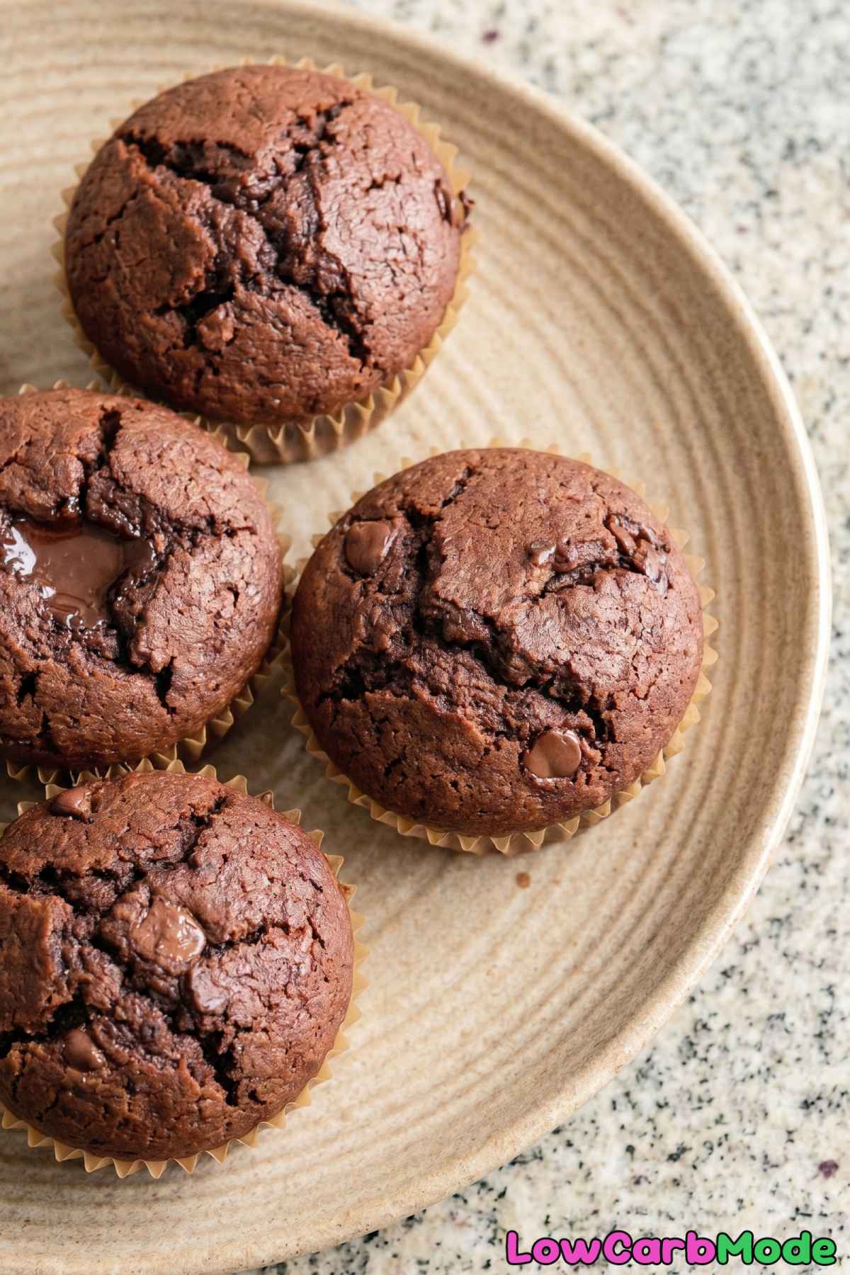 Easy keto molten chocolate muffins