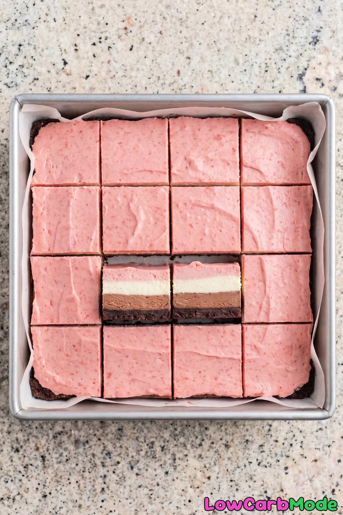 layered neapolitan cheesecake bars keto