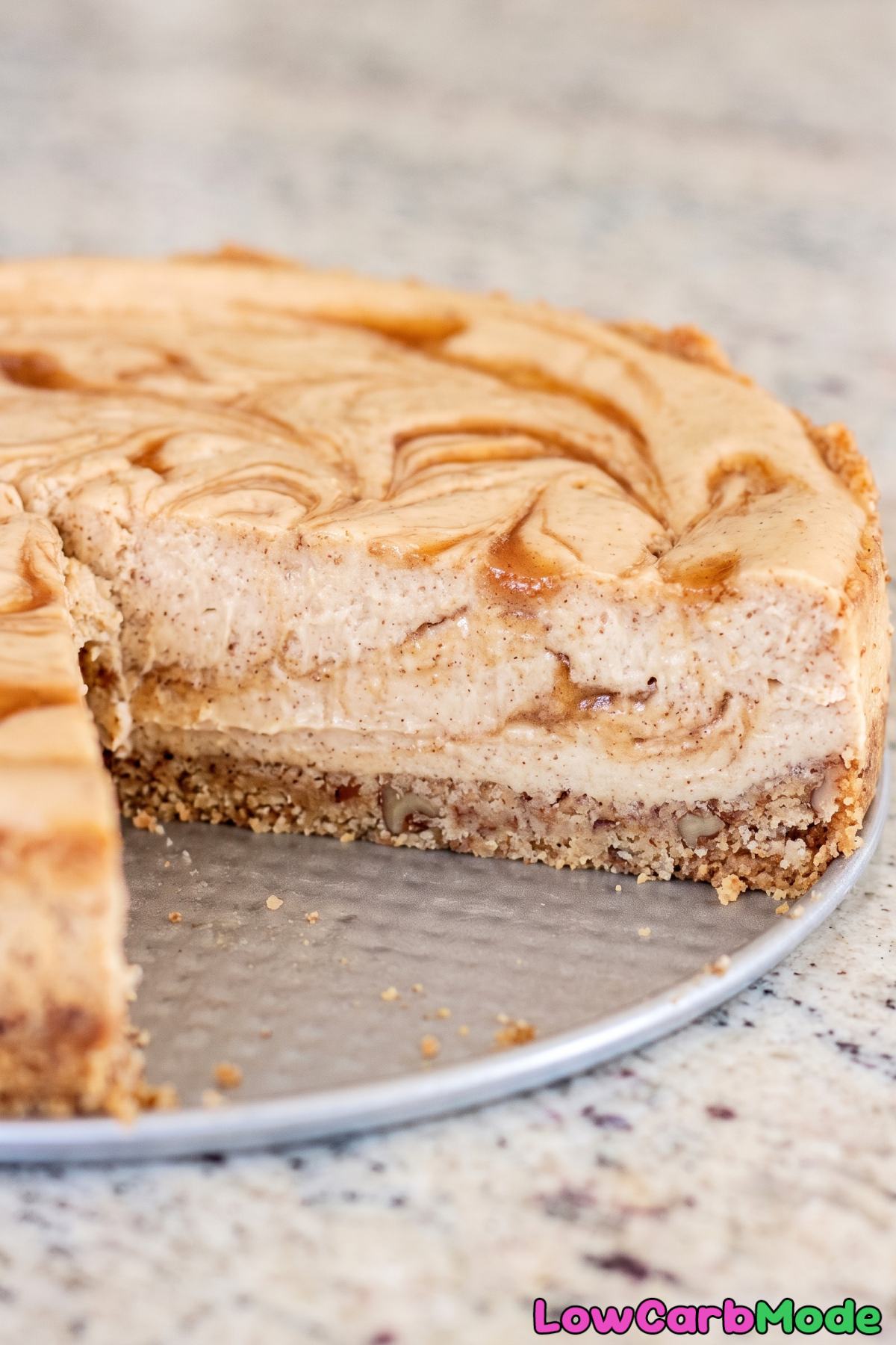 Low carb cinnamon cheesecake dessert