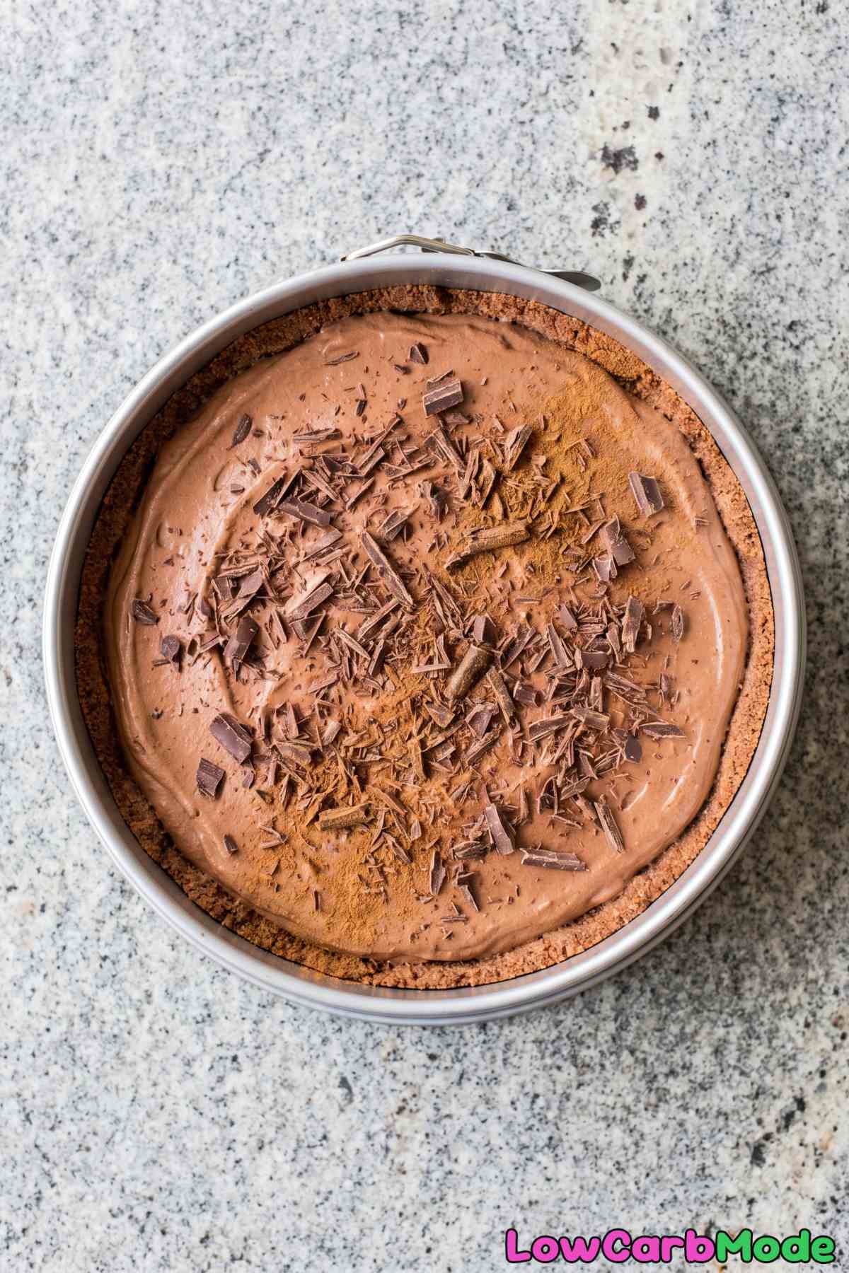 Smooth low carb chocolate cheesecake