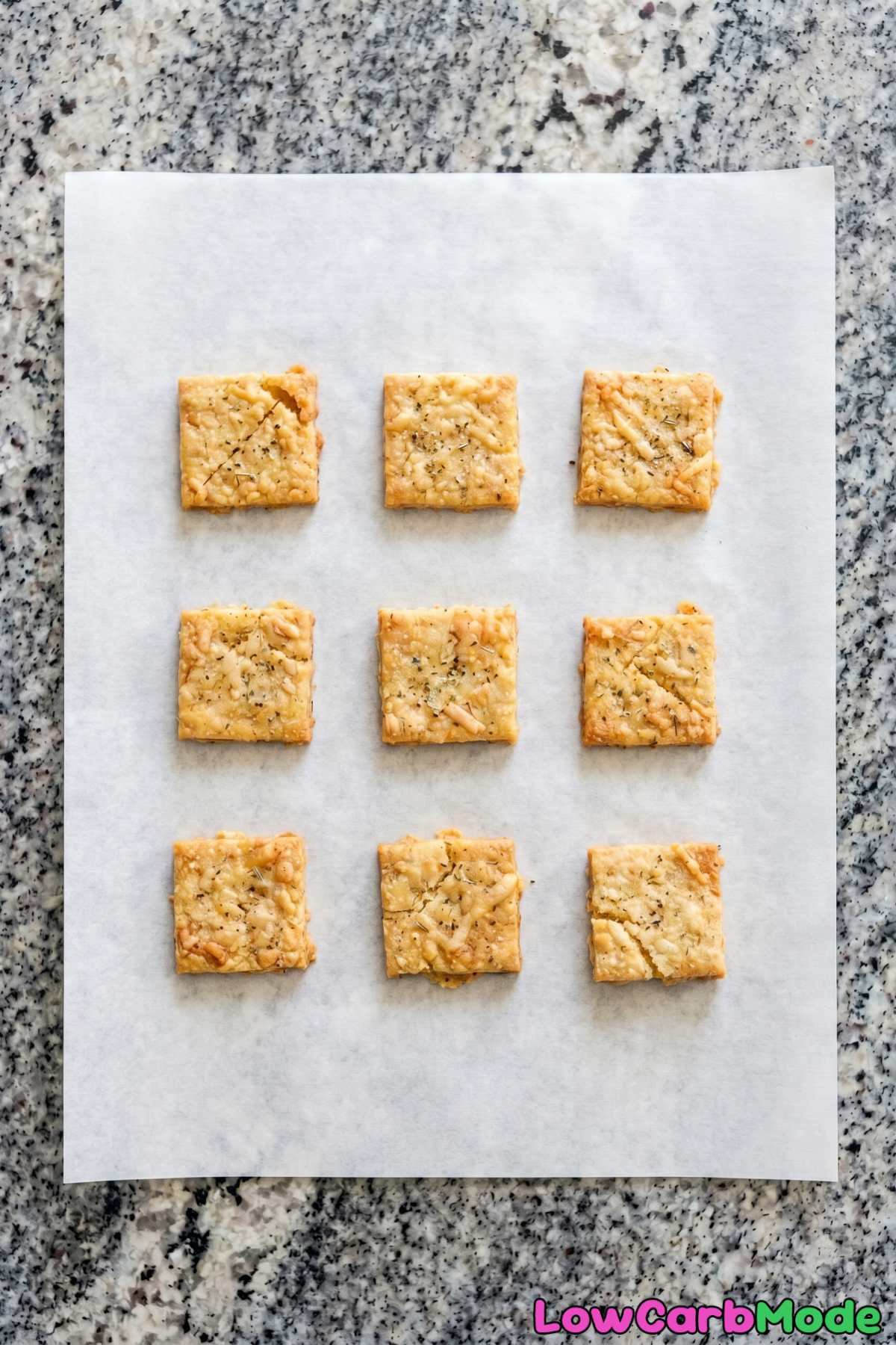 Easy keto parmesan garlic crackers