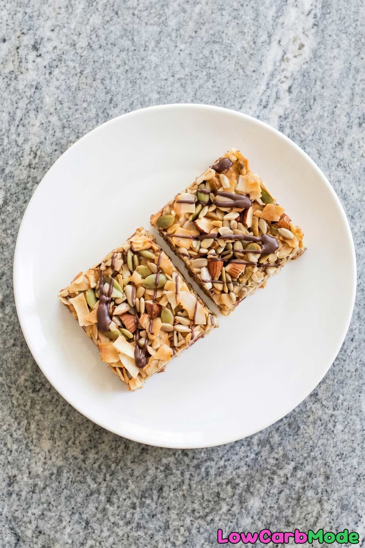 Rich keto peanut butter granola bars