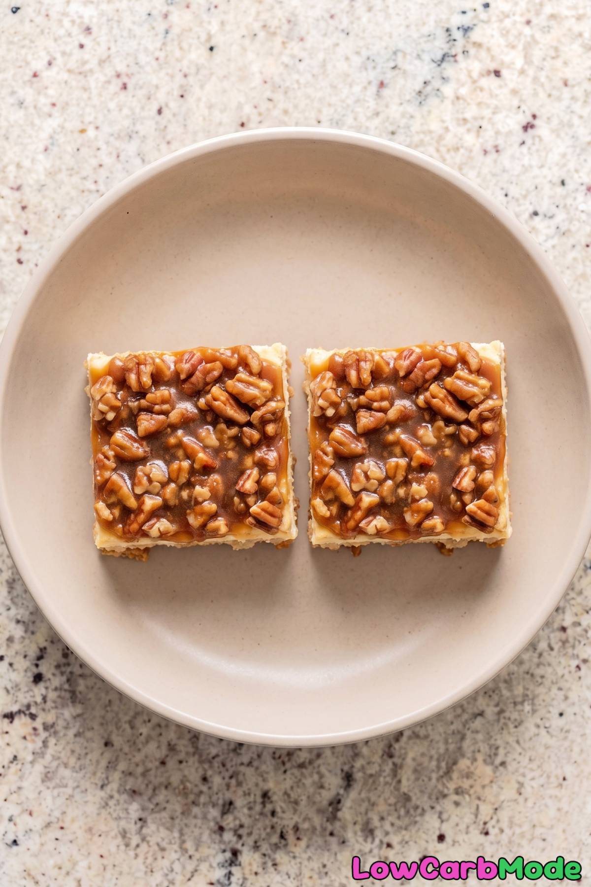 Easy low carb pecan cheesecake bars