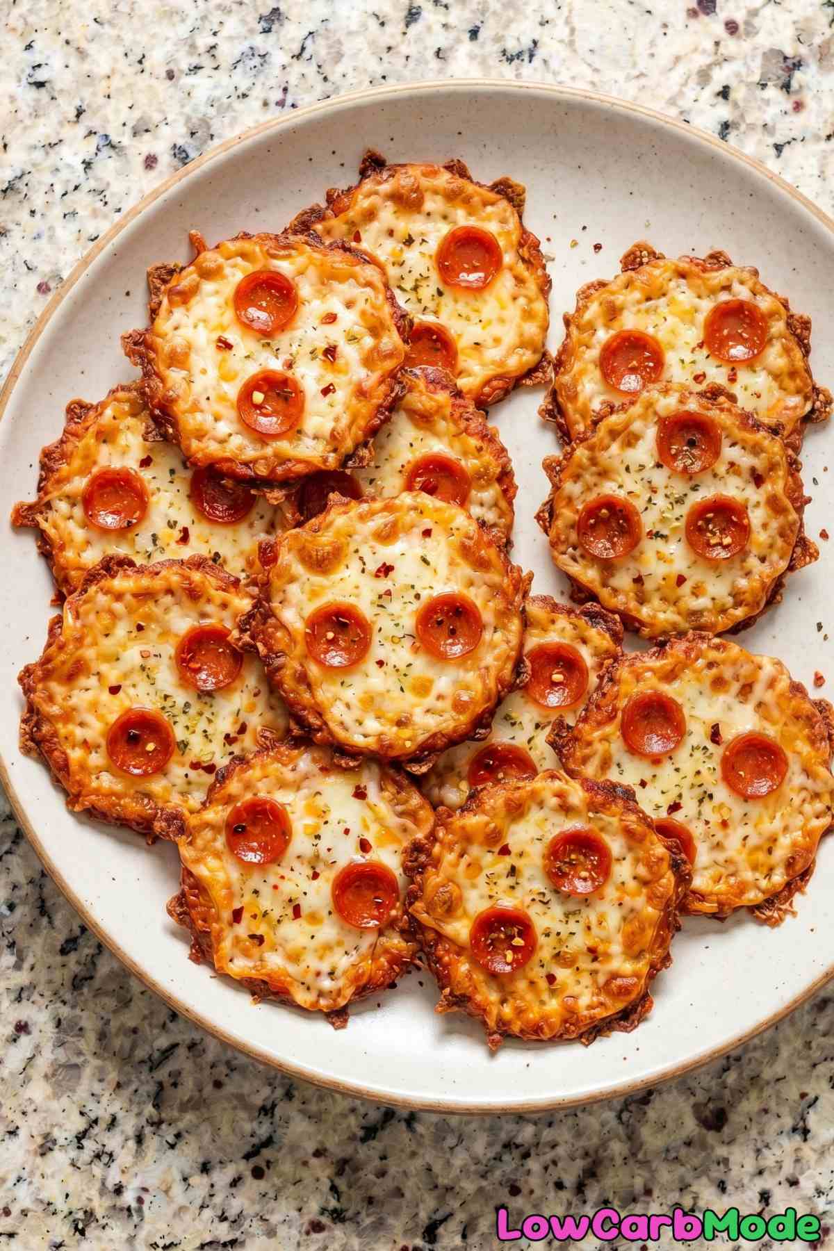 Mouthwatering keto pizza chips recipe
