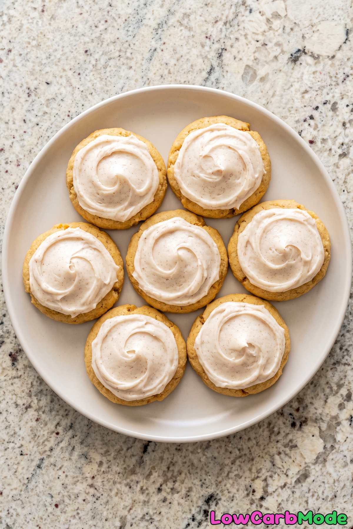 Frosted low carb pumpkin cookies