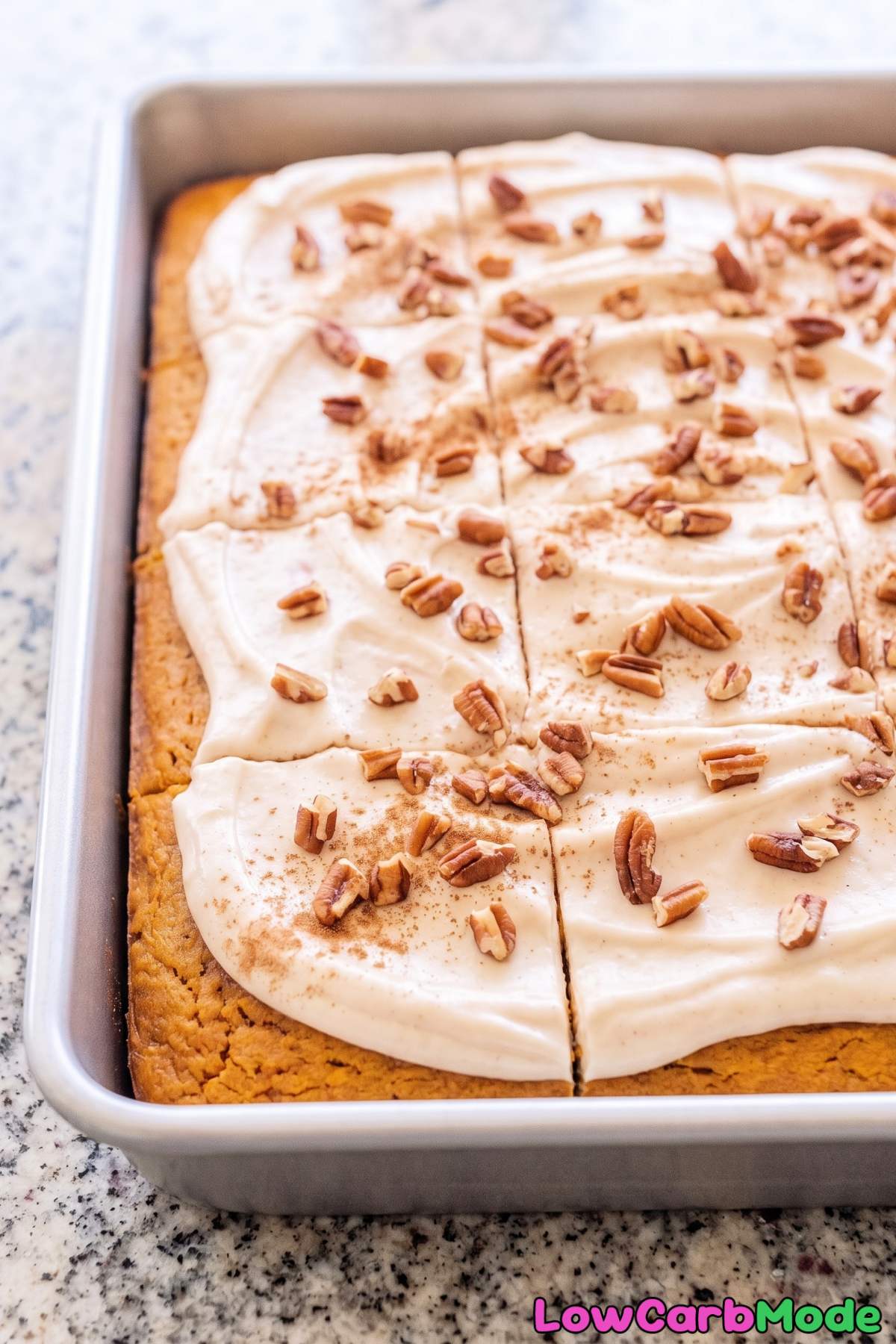 Easy keto pumpkin cream cake