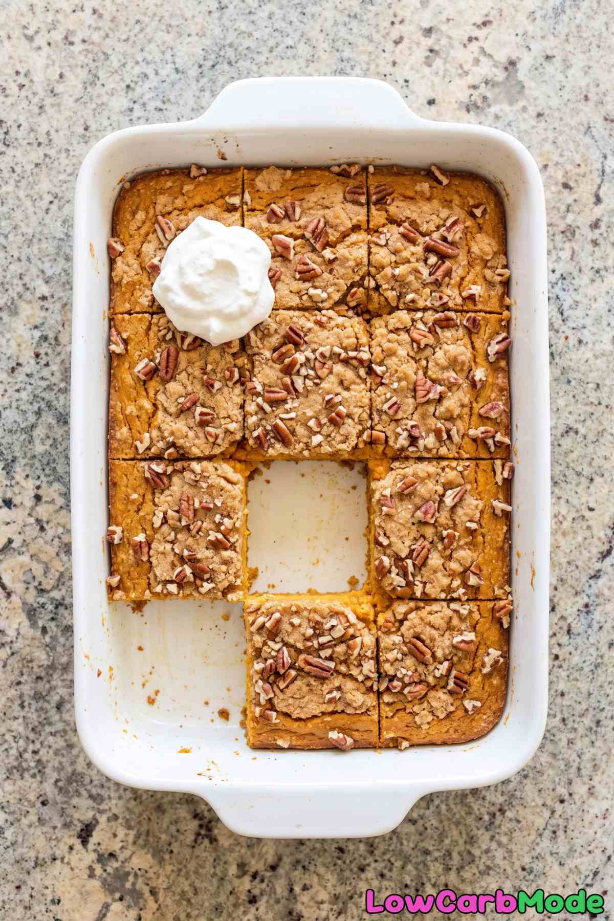 Easy keto pumpkin crunch cake square