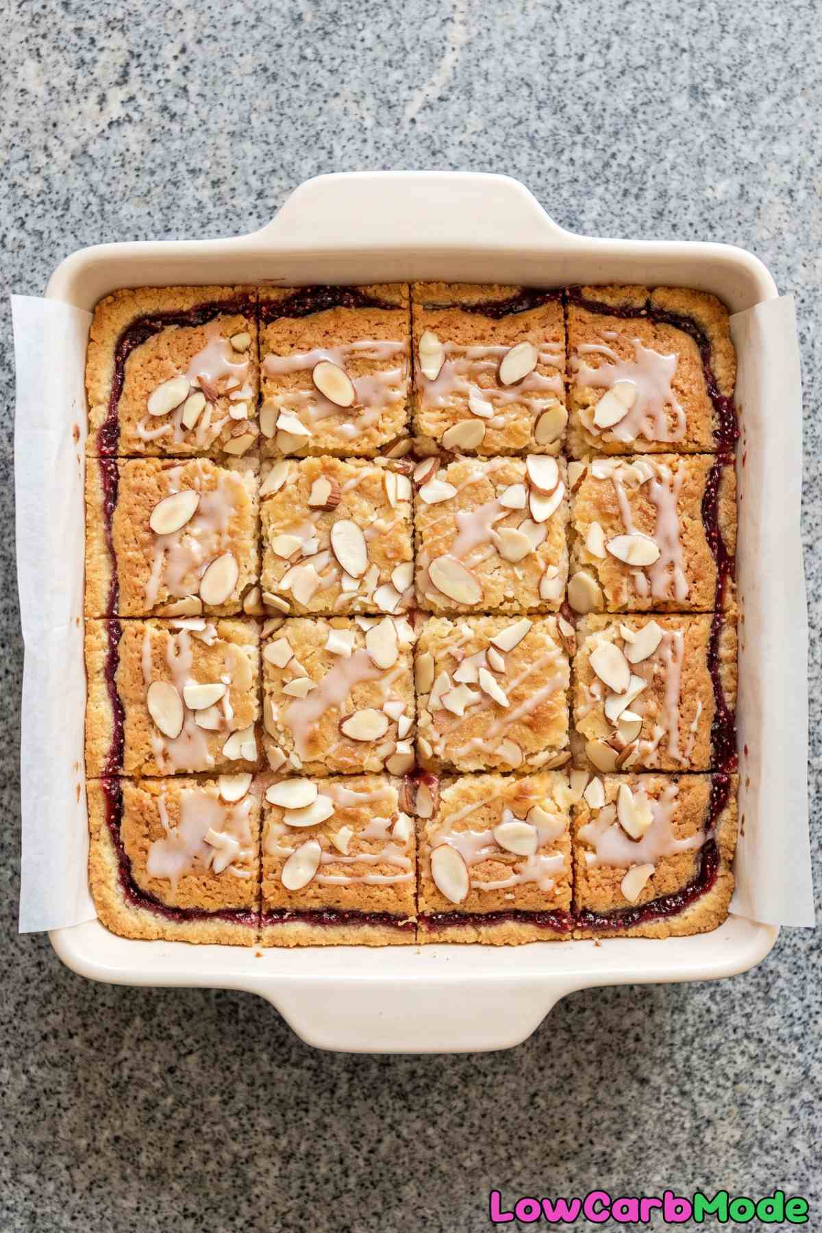 Raspberry keto dessert bars