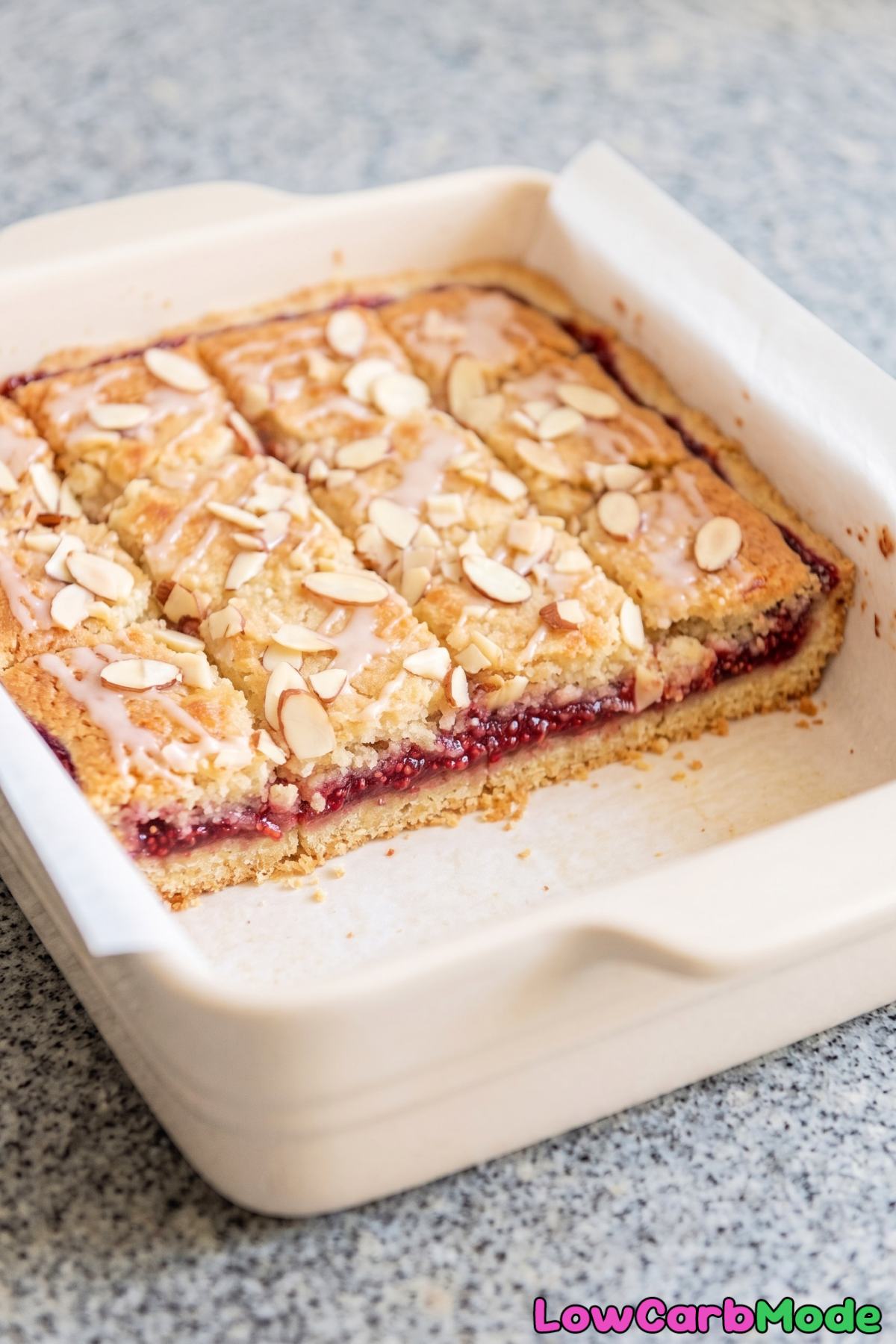 Baked keto raspberry bakewell