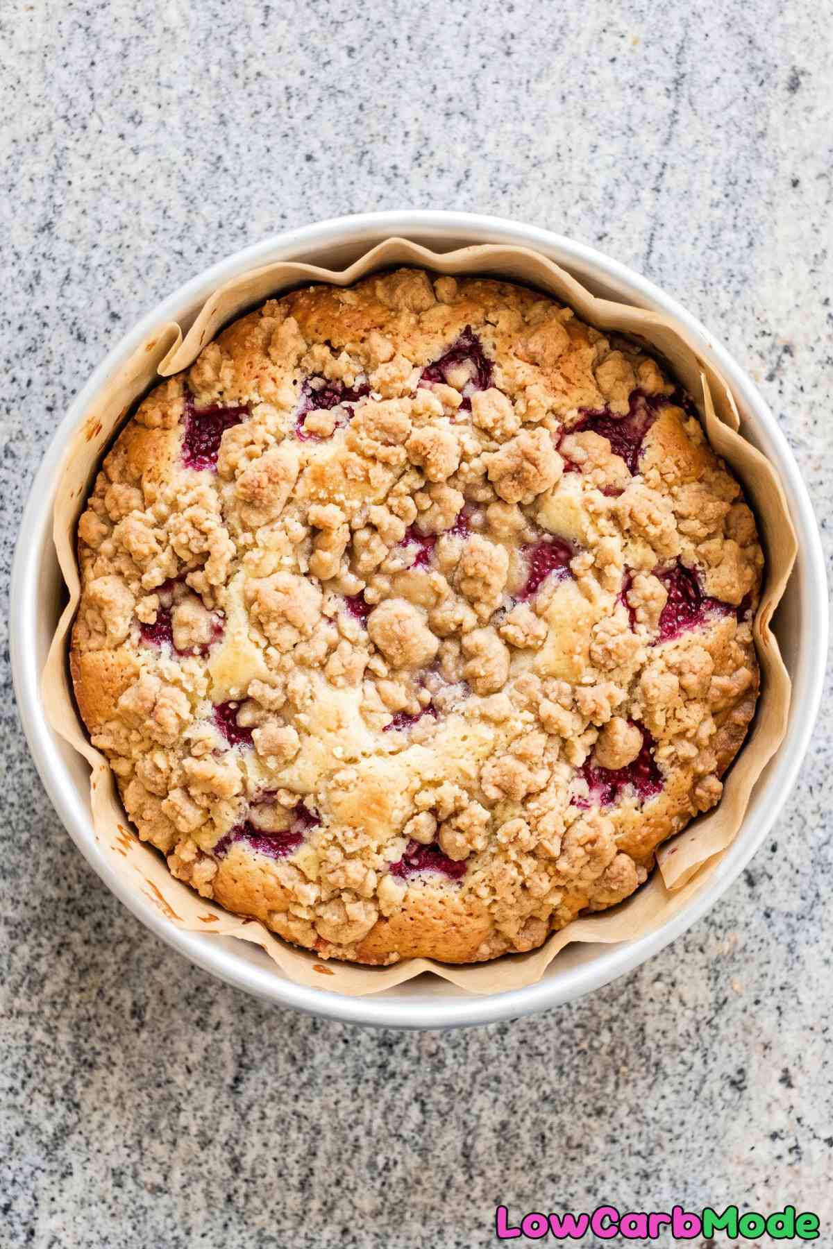 Easy keto raspberry yogurt crumb cake