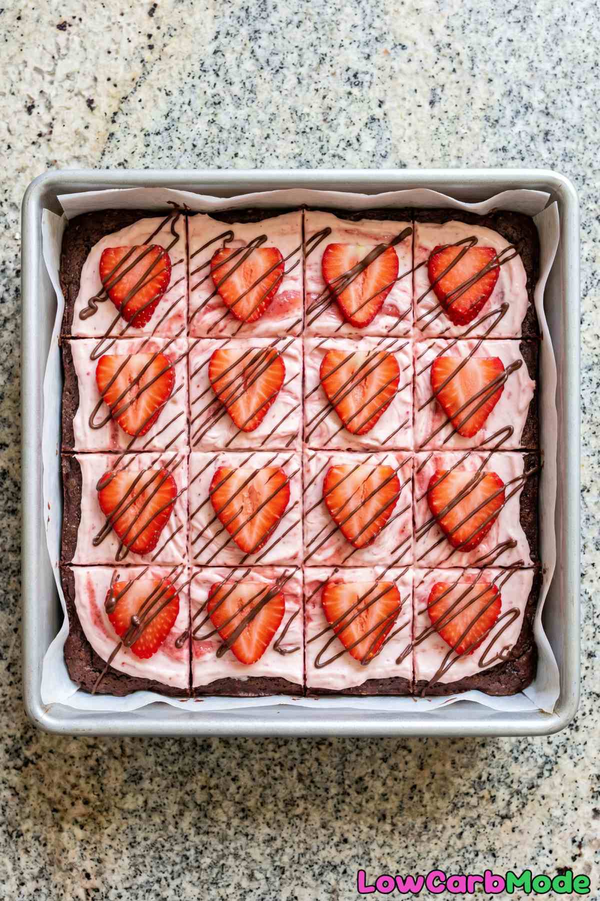 creamy keto strawberry swirl brownies