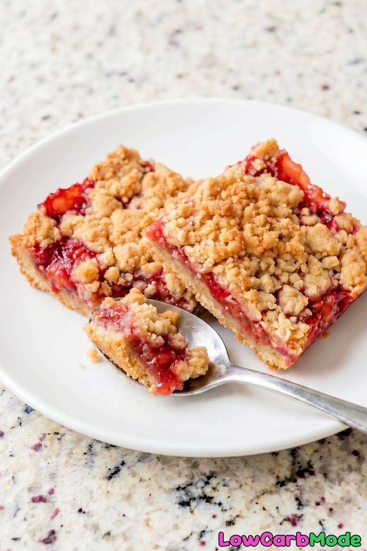 Rustic keto strawberry crumble bars close-up