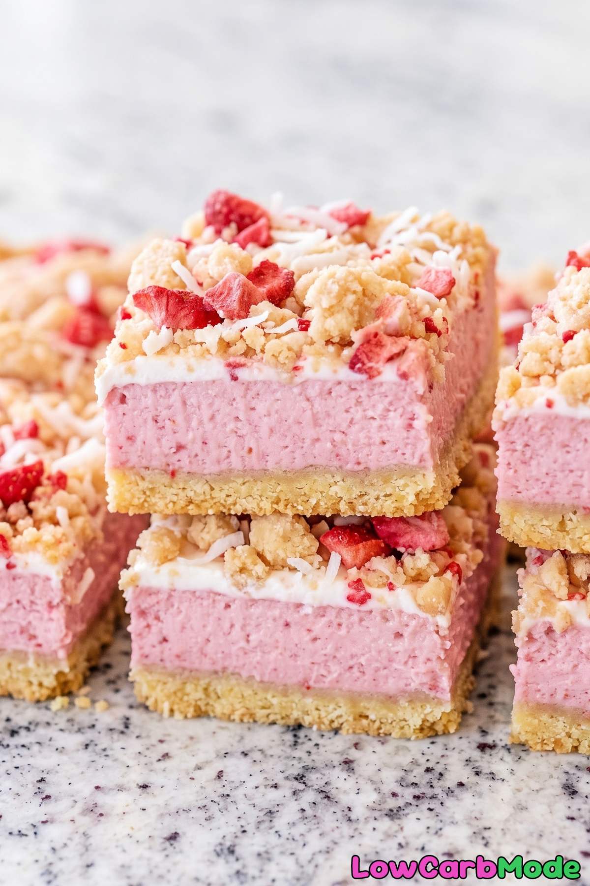Easy keto strawberry crunch dessert bars