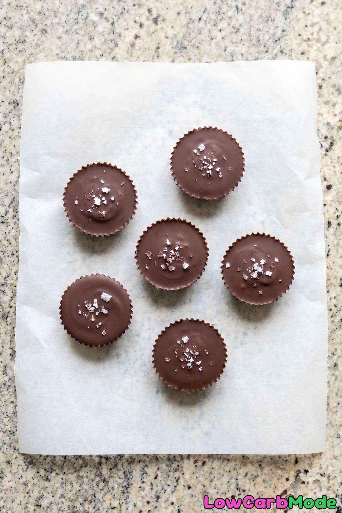 Irresistible keto tahini chocolate cups plated