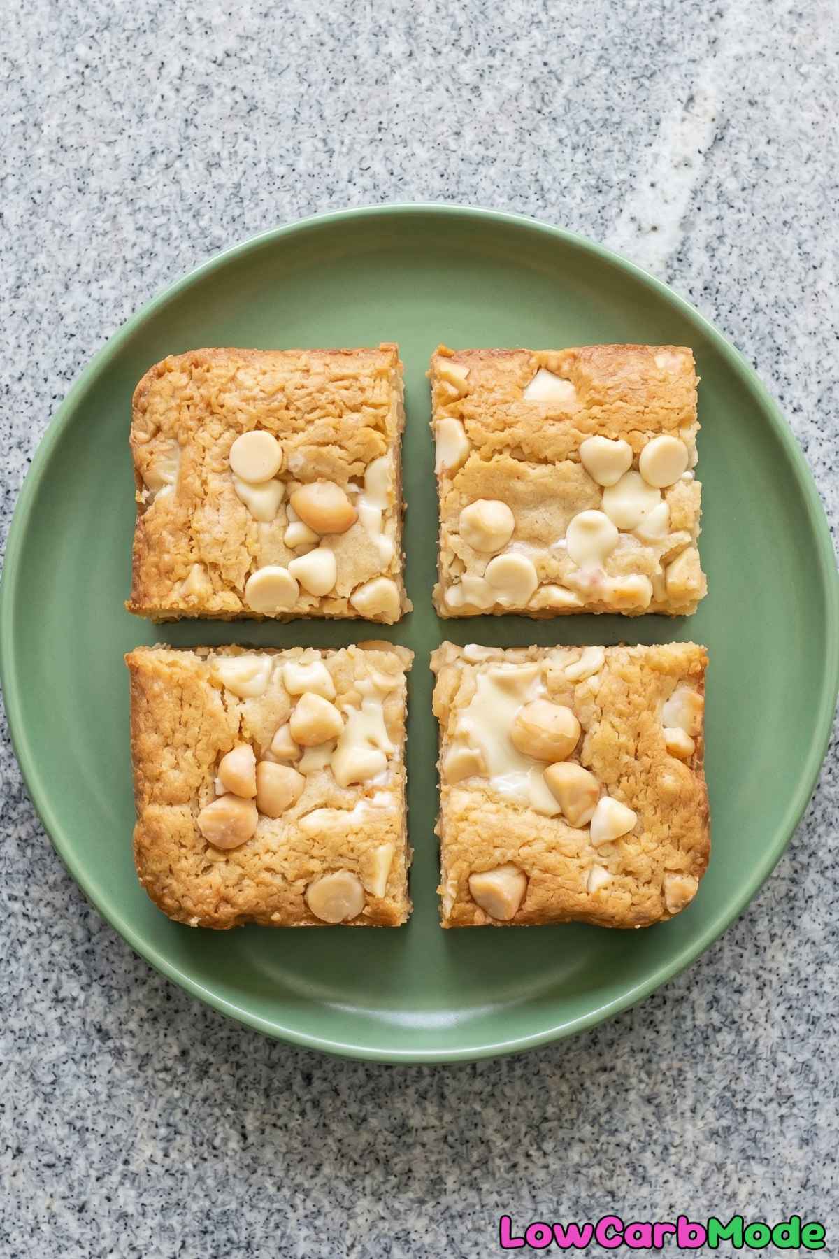 chewy white chocolate macadamia blondies