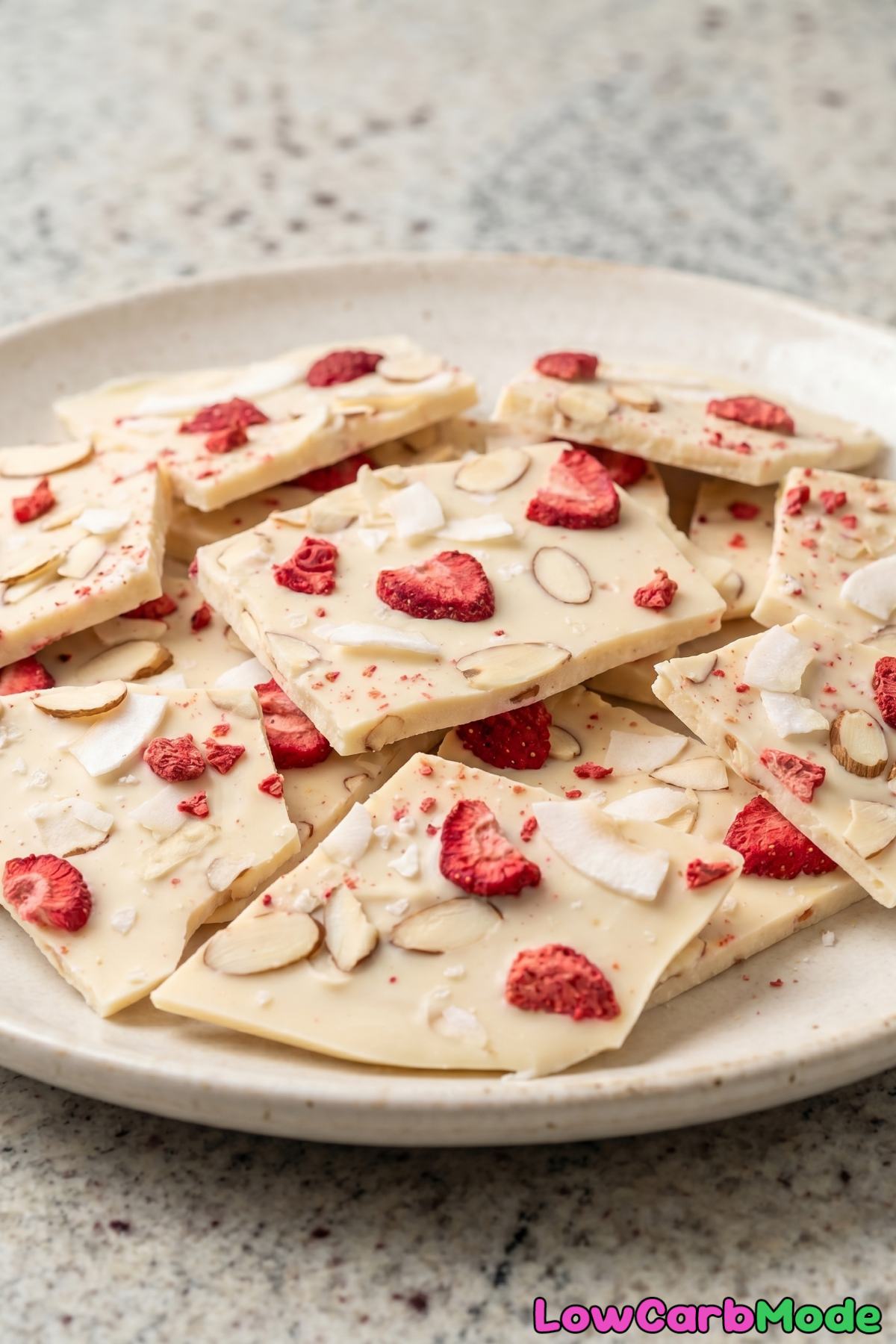 simple white chocolate strawberry bark
