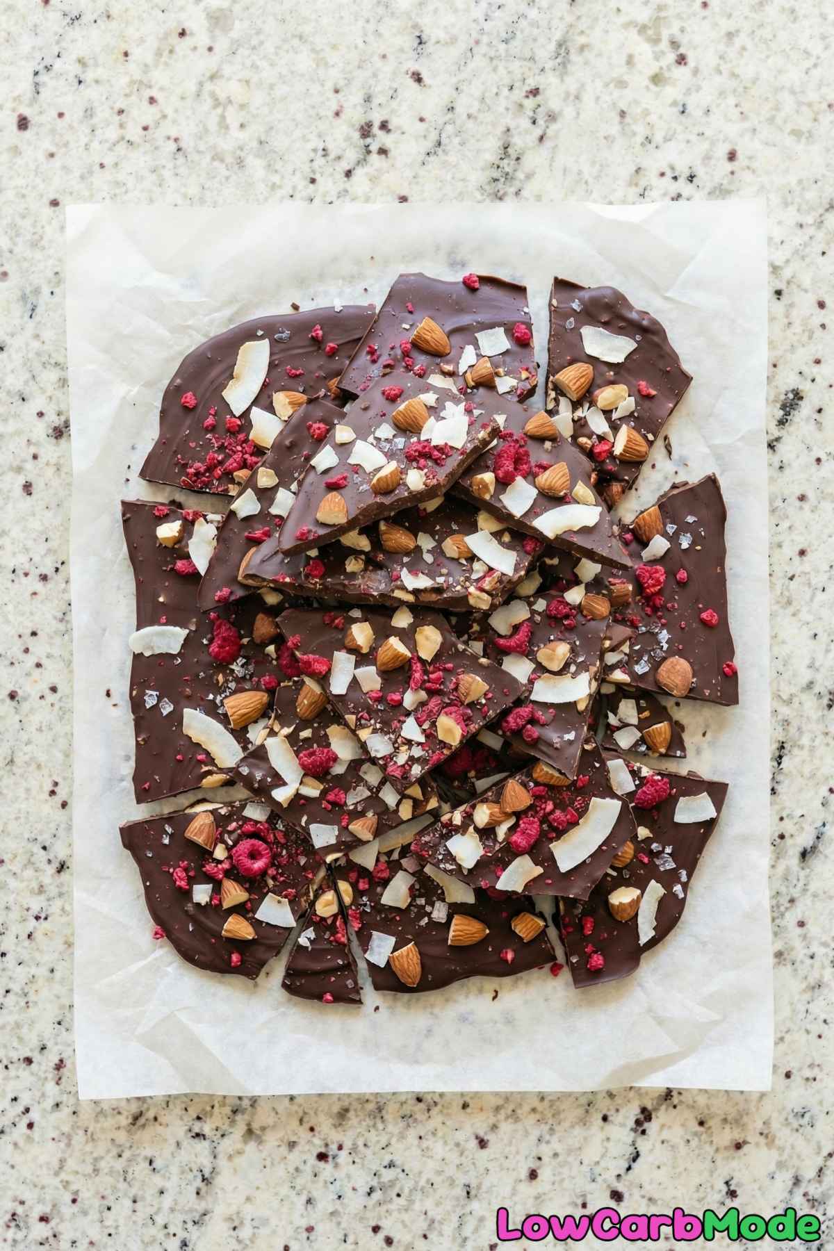Snappy low carb chocolate bark with sea salt