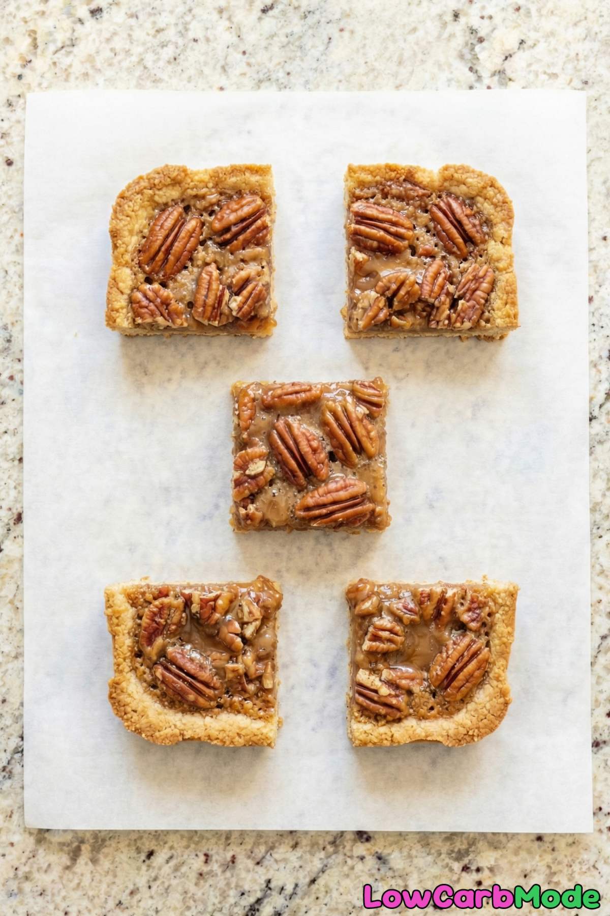 Caramelized low carb pecan pie bars