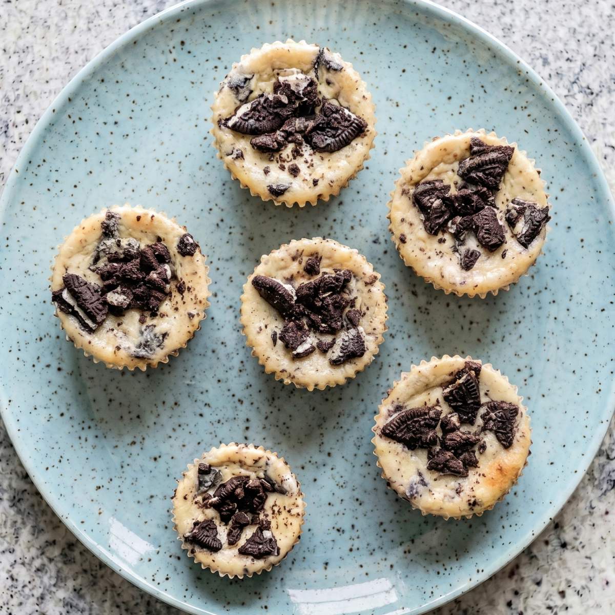 Keto Cookies & Cream Cheesecake Bites