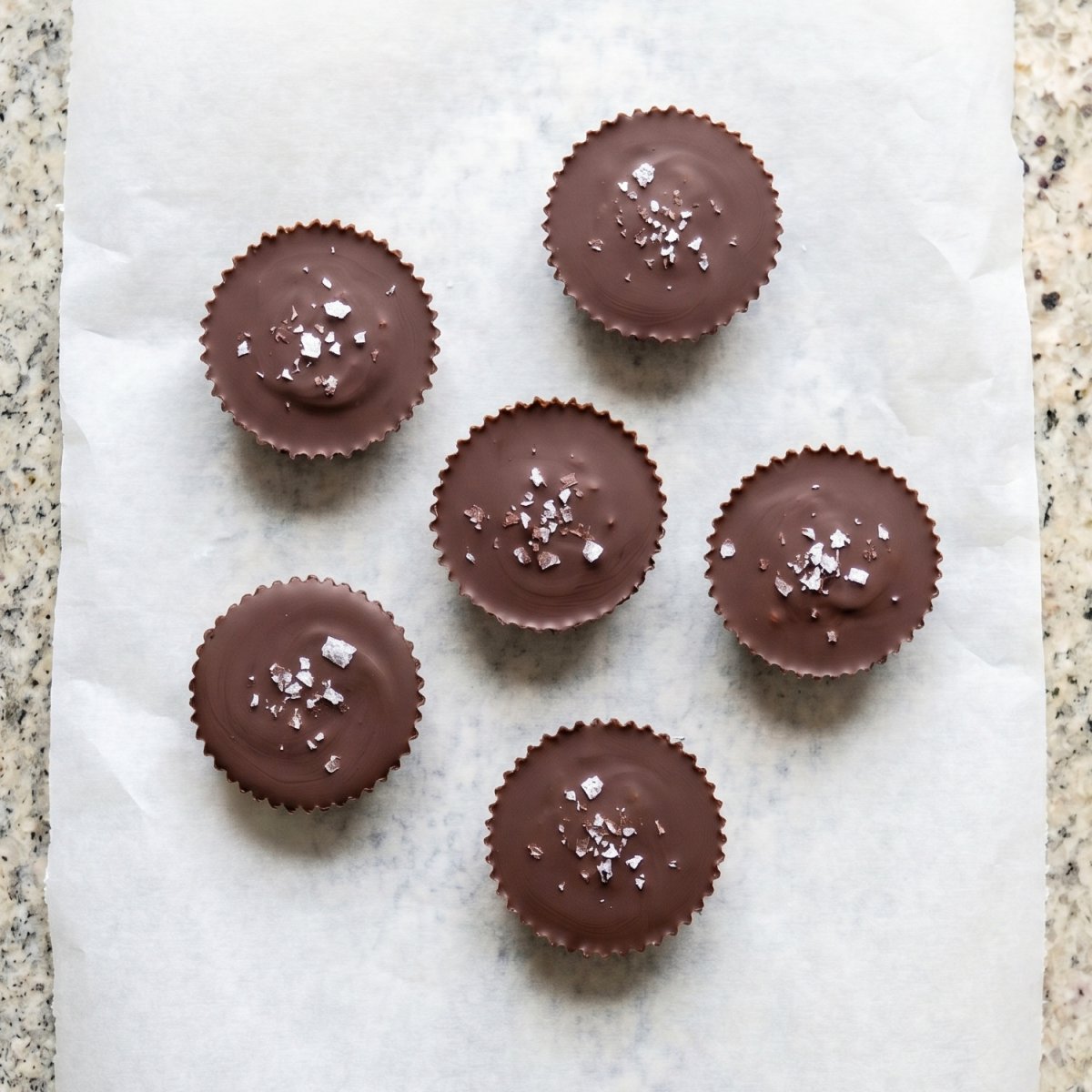 Keto Tahini Chocolate Cups